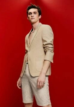 ESPRIT Gestreifte- Shorts - Beige 19 ESPRIT Gestreifte- Shorts - Beige -Jack & Jones Ventas 02cc8dc85b8240b7bb781d1ddfe596c7