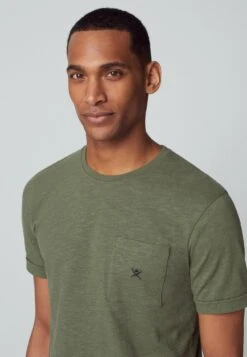 Hackett London Pocket Tee - Camiseta Básica - Olive -Jack & Jones Ventas 049b7c8d988b4cc5a9366e6a01da46db