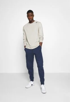 Nike Sportswear M Nsw Tch Flc Jggr - Pantalones Deportivos - Midnight Navy/Black -Jack & Jones Ventas 098875bd32af428a8f321ae79eeda1d1