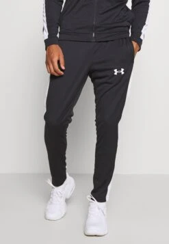 Under Armour Track Suit - Chándal - Black -Jack & Jones Ventas 0b4aea5891ff4c33adec6d8bc21d3b15