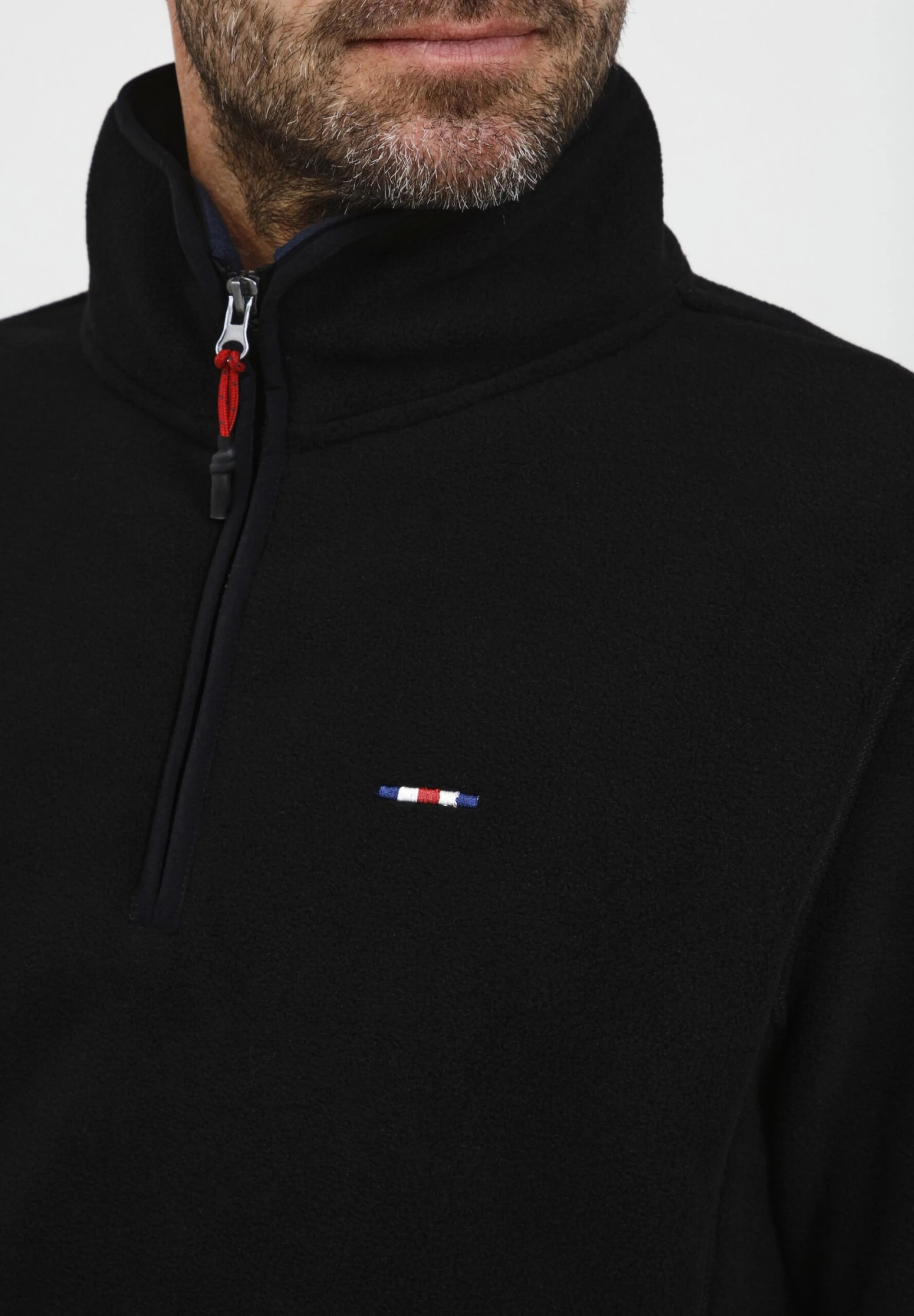 Fqbroder - Forro Polar - Black Beauty 4 Fqbroder - Forro Polar - Black Beauty - Imagen 4