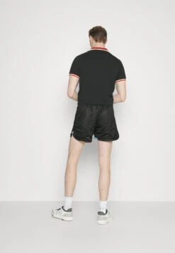 Shorts - Black With All Over Heritage Colors -Jack & Jones Ventas 1b3c38dcce8a408e80b4bff4f67de497