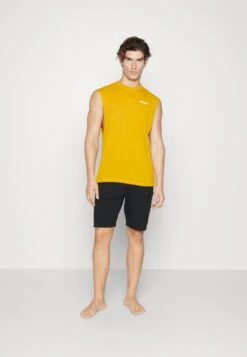 Oakley Camiseta Interior - Amber Yellow -Jack & Jones Ventas 1bb4ca183f9e443b83195aa839fb71ec