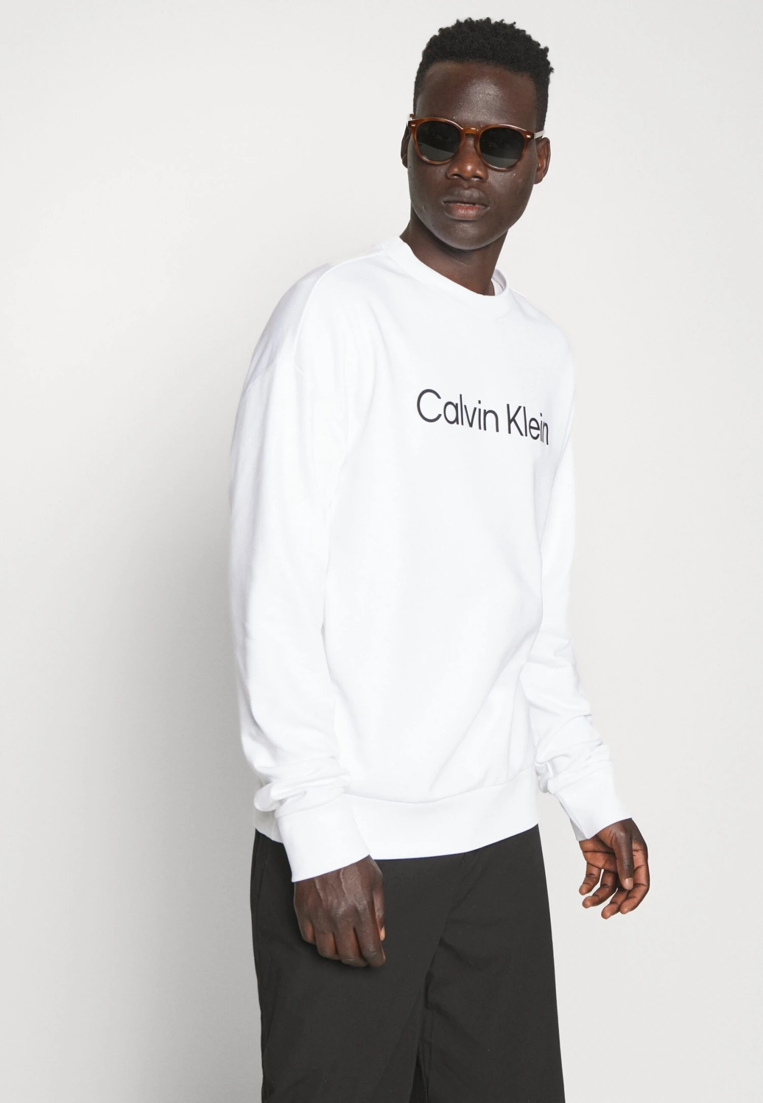 Calvin Klein Hero- Sudadera - Bright White 4 Calvin Klein Hero- Sudadera - Bright White - Imagen 4