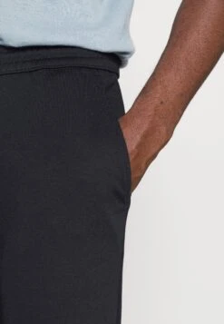 Only & Sons Onslinus- Pantalones Deportivos - Black 9 Only & Sons Onslinus- Pantalones Deportivos - Black -Jack & Jones Ventas 49409190f80744858c150c9778739bf5