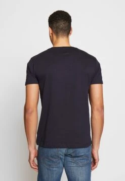 ESPRIT 2 Pack - Camiseta Básica - Navy -Jack & Jones Ventas 4da8063bce894f93bc1a2bcef4aea61d