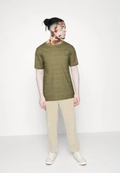 Lyle & Scott Breton - Camiseta Estampada - Seaweed/Olive 7 Lyle & Scott Breton - Camiseta Estampada - Seaweed/Olive -Jack & Jones Ventas 6651b7f1fb154897b71d83dedbb2d17d
