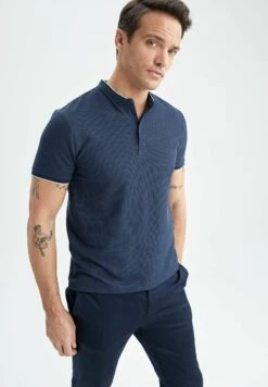DeFacto Modern Fit- Camiseta Básica - Navy