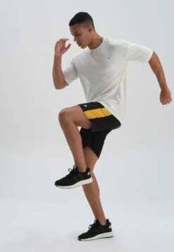 Camiseta Básica - White -Jack & Jones Ventas 6c58d59f693b4fd381fb83c0eddc1c8a