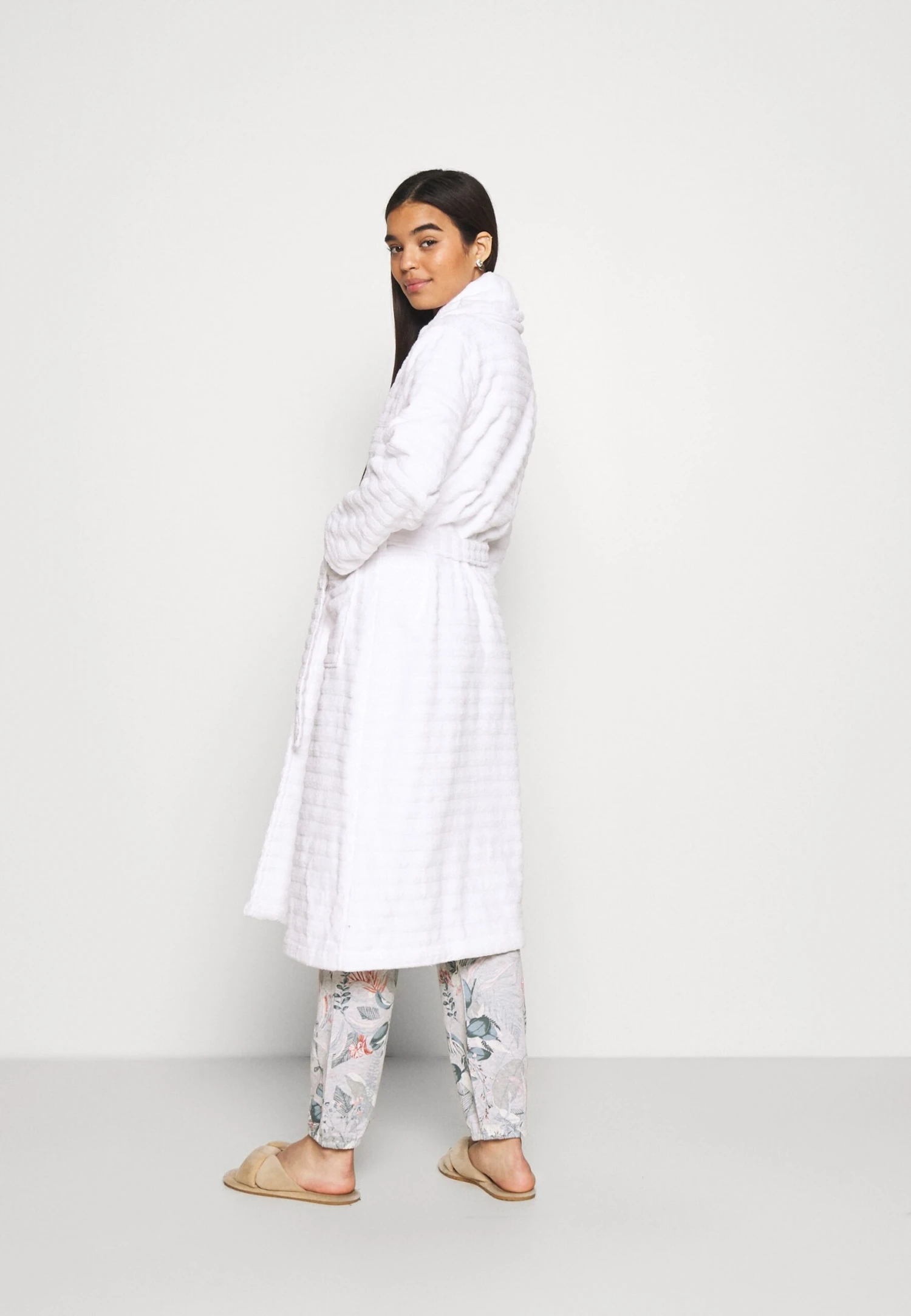 Vossen Coco Unisex - Albornoz - Weiß 3 Vossen Coco Unisex - Albornoz - Weiß - Imagen 3