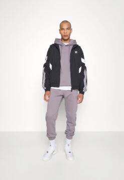 Adidas Originals Chaqueta De Entrenamiento - Black -Jack & Jones Ventas 6ea49accdec149698eae3dcdad0098e4