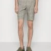 Lindbergh Checked Club Shorts - Shorts - Grey