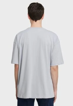 Camiseta Básica - Grey -Jack & Jones Ventas 7c52b13c231e4e1a96592c27b68bd92b