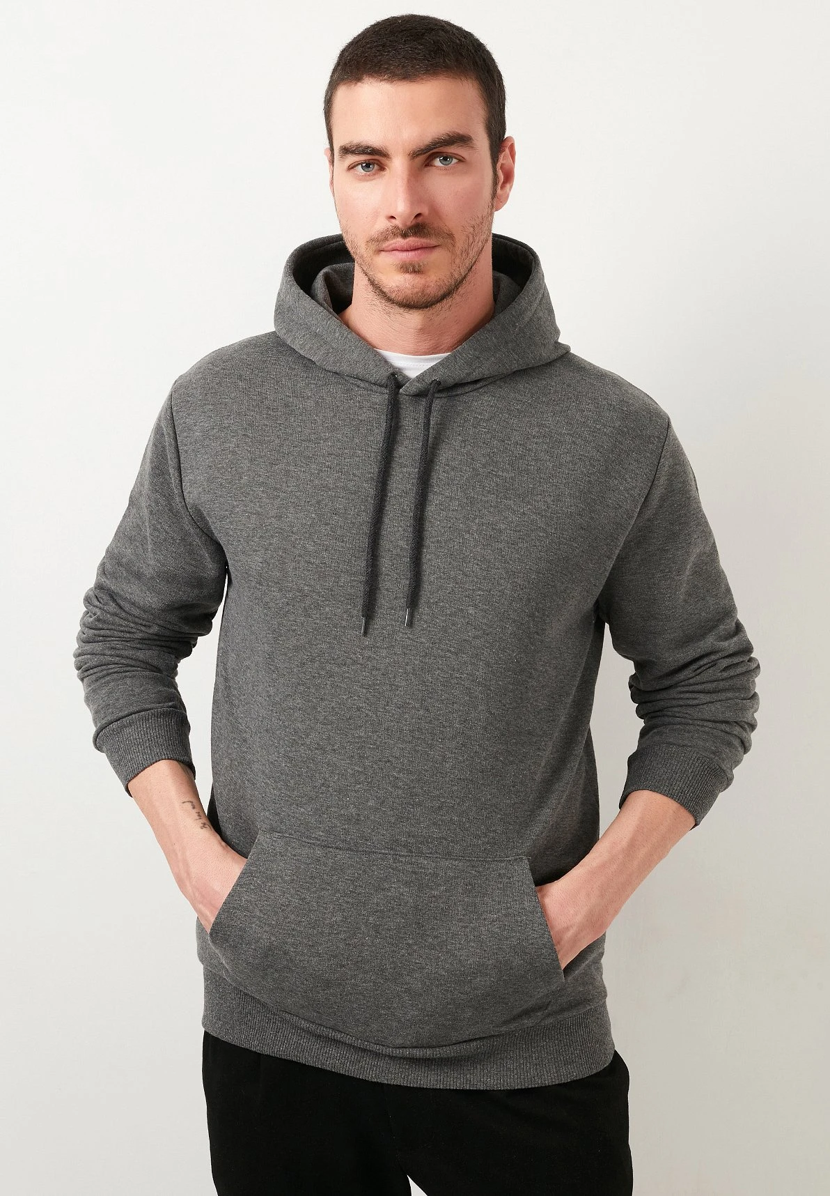 Jersey Con Capucha - Grey 1 Jersey Con Capucha - Grey