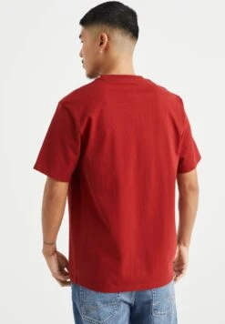 WE FASHION Met Embroidery - Camiseta Básica - Red -Jack & Jones Ventas aee4ca0a1ea647c7b10b9425c57b43f0