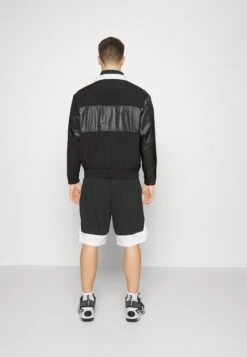 Nike Performance Nba Brooklyn Nets Lightwheight Jacket - Equipación De Clubes - Black/White -Jack & Jones Ventas b5b72d9954ea434d8285cf84d3ae20ce