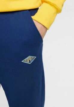 ESPRIT Jogging Mit Logoprint - Pantalones Deportivos - Ink 14 ESPRIT Jogging Mit Logoprint - Pantalones Deportivos - Ink -Jack & Jones Ventas ce6ba6b46d6e4663b746543c7499823b