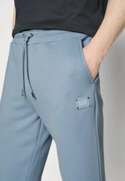 EA7 Emporio Armani Trouser - Pantalones Deportivos - Light Blue 9 EA7 Emporio Armani Trouser - Pantalones Deportivos - Light Blue -Jack & Jones Ventas ce87f511ec934e248a1318150cdfdc3f