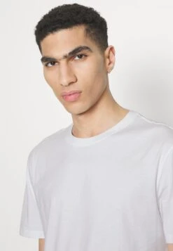 YOURTURN Unisex 5 Pack - Camiseta Básica - White/Apricot/Light Blue -Jack & Jones Ventas d7c378d669e24d70b149f93e813a6fc4