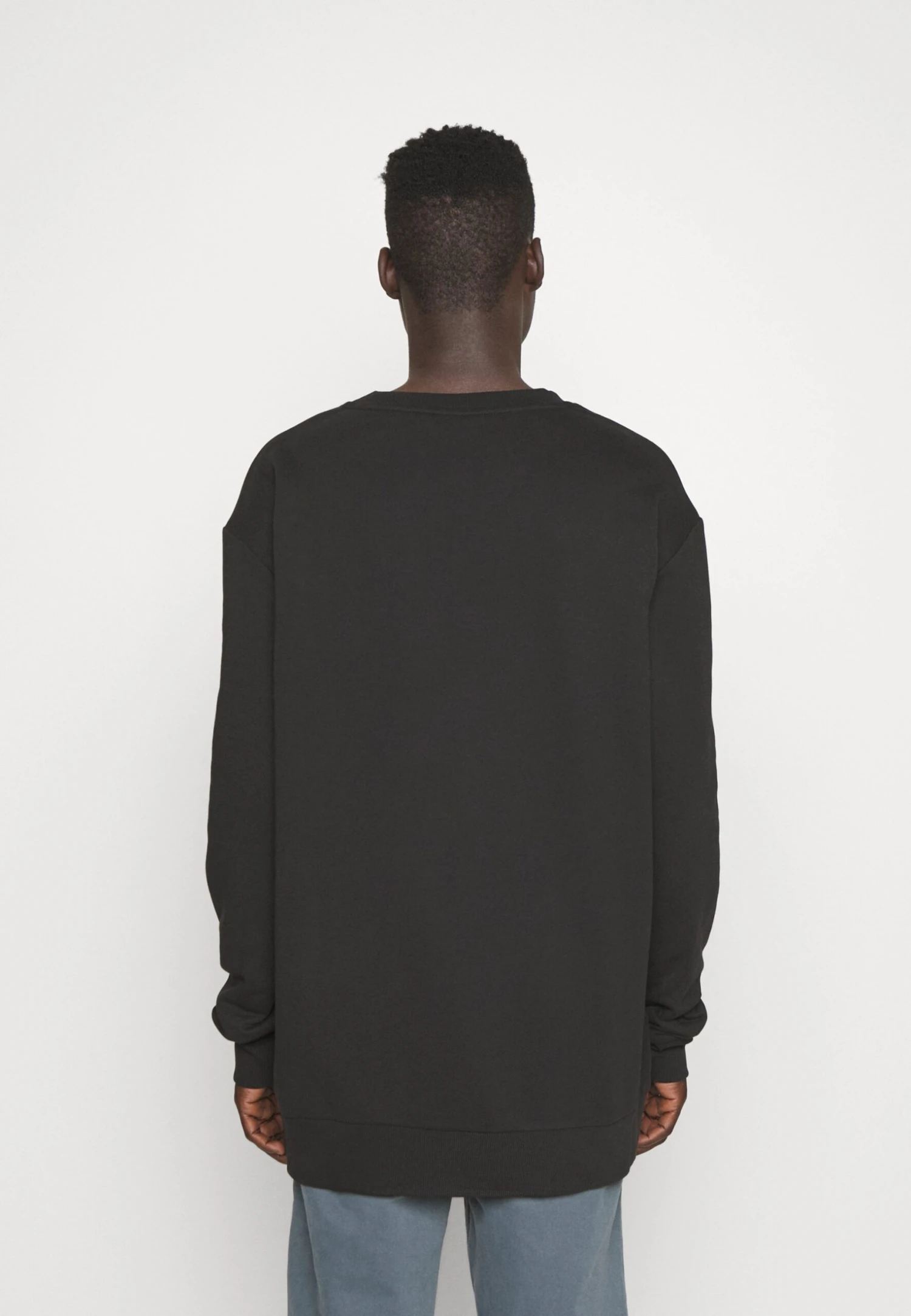 Calvin Klein Logo - Sudadera - Black 3 Calvin Klein Logo - Sudadera - Black - Imagen 3