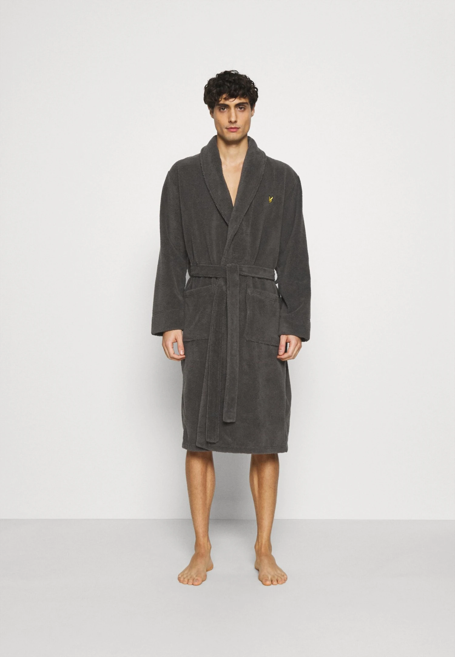 Lyle & Scott Lucas - Albornoz - Granite Grey 2 Lyle & Scott Lucas - Albornoz - Granite Grey - Imagen 2