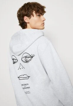 Makia Face Hooded Unisex - Jersey Con Capucha - Light Grey 9 Makia Face Hooded Unisex - Jersey Con Capucha - Light Grey -Jack & Jones Ventas e848c99a4bb646f5b1a70b62ca7b7f3f